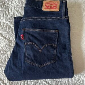 Levi's Dark Blue Slimming Bootcut Jeans